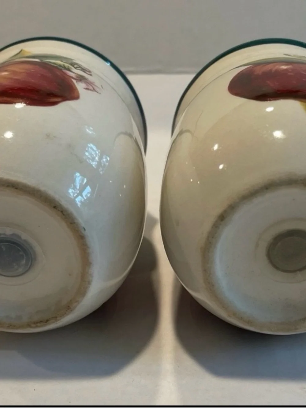 China Pearl Salt & Pepper Shaker Set, Red Apples both sides, Casual Collection.
